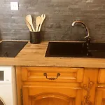 Du Apartment